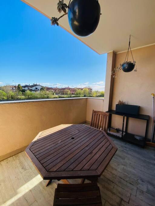 Intero Bilocale Con Terrazzo Vicino A Milano Apartment Mairano Luaran gambar